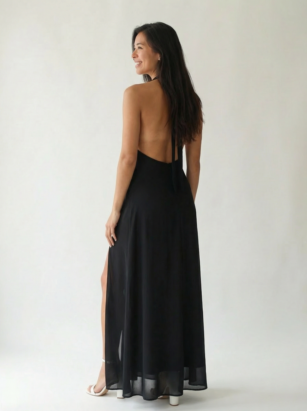 The Backless Maxi Dress Black